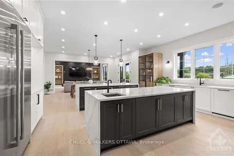 5817 RED CASTLE Rdge, Manotick - Kars - Rideau Twp and Area, ON K4M 0A4