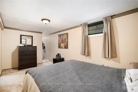 32 PHILLIPS St, McNab/Braeside, ON K0A 1G0