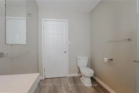 327 CARLETON St, Cornwall, ON K6H 4X6