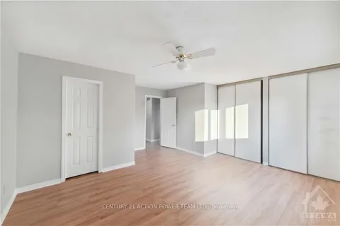 127 WOODBURY Cres, Hunt Club - South Keys and Area, ON K1G 5C5