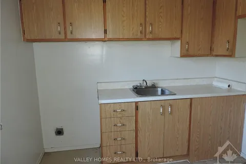 336 PATTIE Dr, Carleton Place, ON K7C 2G3