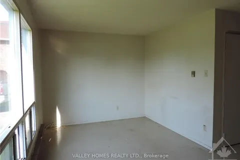 336 PATTIE Dr, Carleton Place, ON K7C 2G3