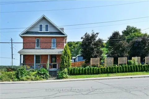167 RAGLAN St, Renfrew, ON K7V 1N8