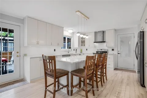 218 FRONT Rd, Champlain, ON K6A 2S9