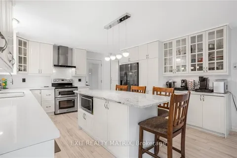 218 FRONT Rd, Champlain, ON K6A 2S9