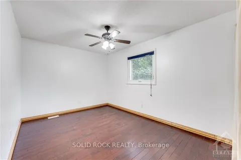 1125 WOODROFFE Ave, Belair Park - Copeland Park and Area, ON K2C 2S9