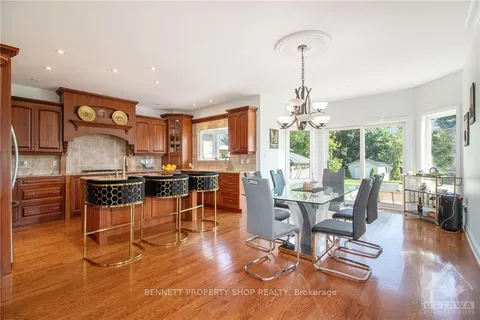 2500 LOOKOUT Dr, Orleans - Cumberland and Area, ON K4C 1S3