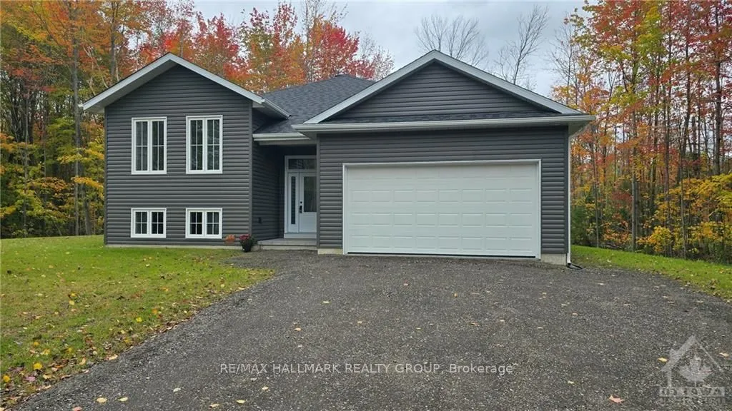116 STORYLAND Rd, Horton, ON K7V 3Z8