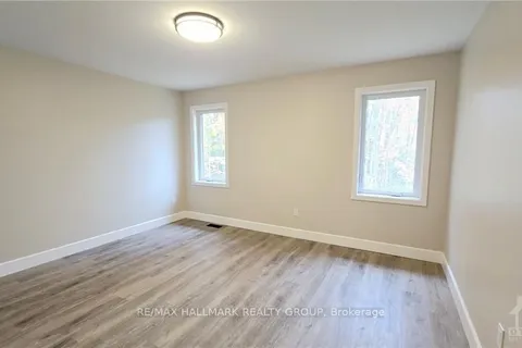 116 STORYLAND Rd, Horton, ON K7V 3Z8