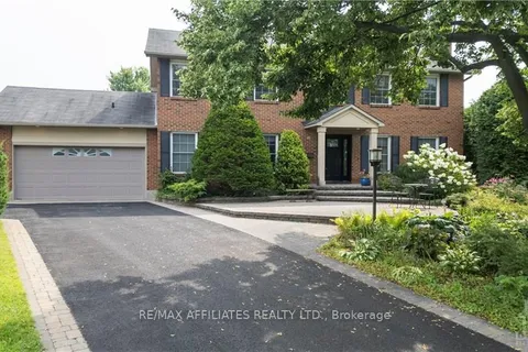 20 CLAY St, Mississippi Mills, ON K0A 1A0