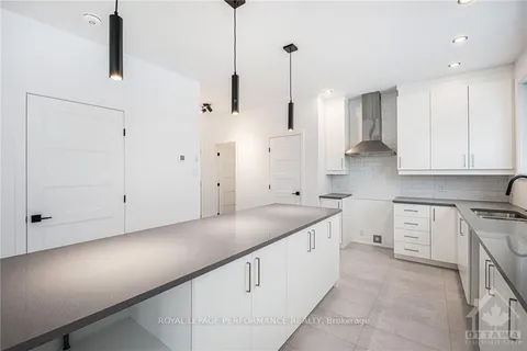 19 RUTILE St, Clarence-Rockland, ON K4K 0M6