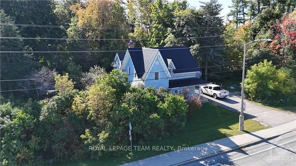 1022 BRIDGE Street, ON K4M 1K4