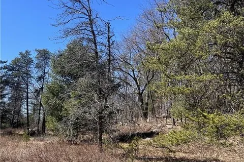 2340C ROUND LAKE Rd, ON K0J 2J0