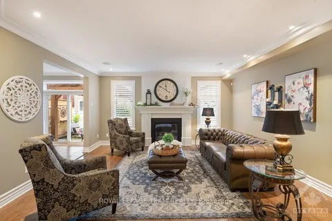 527 GOLDEN SEDGE Way, Blossom Park - Airport and Area, ON K1T 0G3