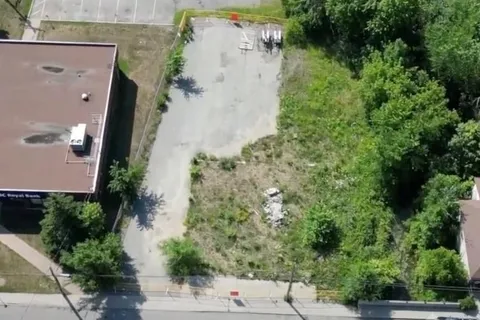 8212 VICTORIA St, Greely - Metcalfe - Osgoode - Vernon and Area, ON K0A 1W0