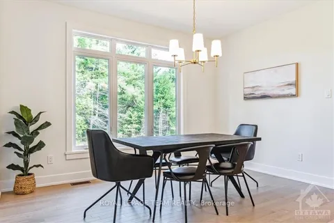 221 CASSIDY Cres, Drummond/North Elmsley, ON K7C 0E1