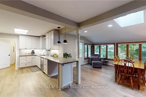 6 ELAINE Pl, Brockville, ON K6V 1J7