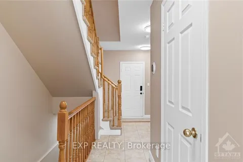 20 RAVENSCROFT Crt, Stittsville - Munster - Richmond, ON K2S 1R3