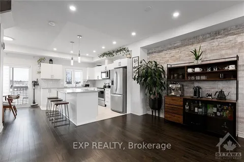 14 BARN SWALLOW, Blossom Park - Airport and Area, ON K4M 0C3