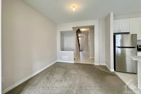 715 MEGREZ Way, Barrhaven, ON K2J 6S9