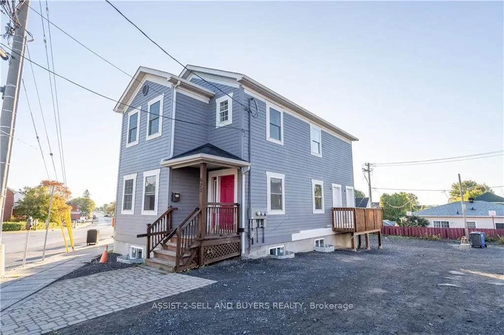 625 MONTREAL Rd, Cornwall, ON K6H 1C3