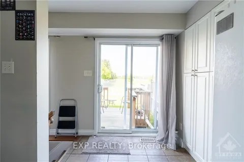 1089 BALLANTYNE Dr, Orleans - Cumberland and Area, ON K4A 4C6