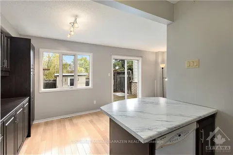 329 FAIRBROOKE Crt, Arnprior, ON K7S 0E6