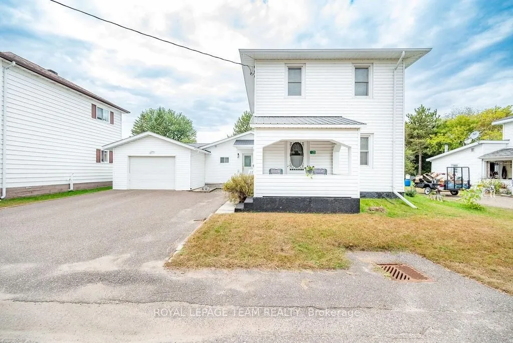 25 DROHAN St, Madawaska Valley, ON K0J 1B0