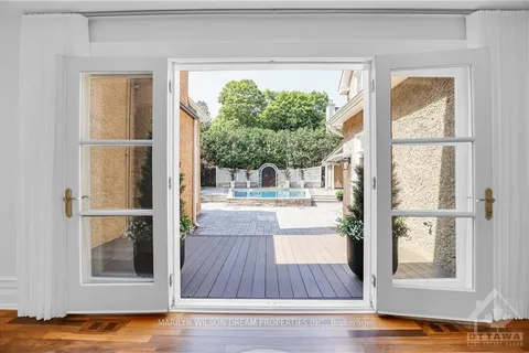 421 Lansdowne Rd, Rockcliffe Park, ON K1M 0X8