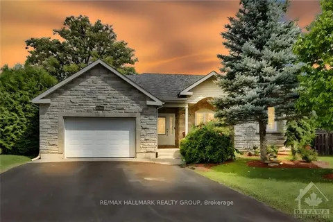 177 SANDRA Cres, Clarence-Rockland, ON K4K 1R8