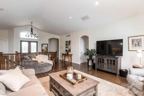 50 FRANCES COLBERT Ave, Carp - Huntley Ward, ON K0A 1L0