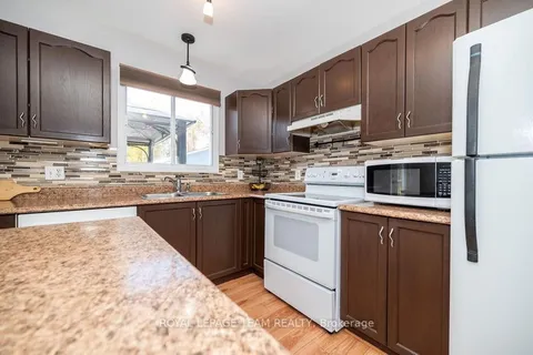 1108 BOUNDARY Rd, Pembroke, ON K8A 7X1