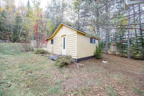 4 MURCHISON Rd, South Algonquin, ON K0J 2C0