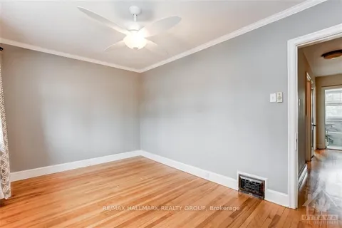 433 HOLLAND Ave, Dows Lake - Civic Hospital and Area, ON K1Y 0Z3