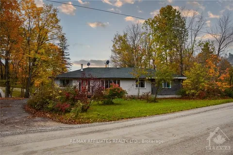 1361 ZEALAND Rd, Central Frontenac, ON K0H 2P0