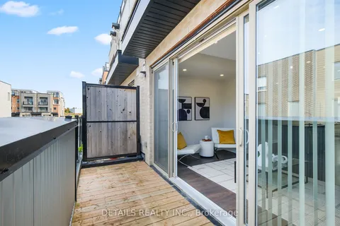 805 MIKINAK Rd, Manor Park - Cardinal Glen and Area, ON K1K 4Z9