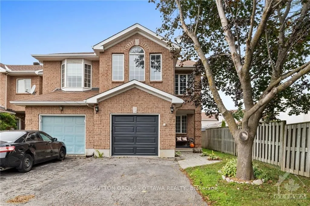 77 DAVENTRY Cres, Barrhaven, ON K2J 4M8