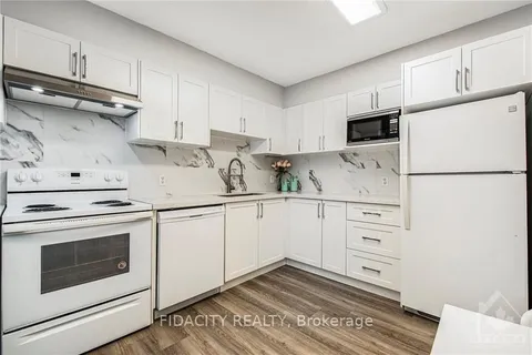 53 SAN REMO, Alta Vista and Area, ON K1G 5X9