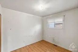 813 MAPLEWOOD Ave, Britannia Heights - Queensway Terrace N and Area, ON K2B 5V4