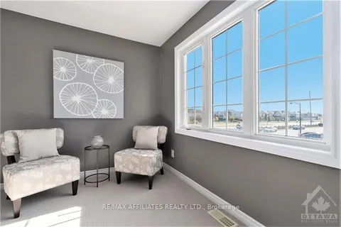 346 SWEETFERN Cres, Orleans - Cumberland and Area, ON K4A 1A5