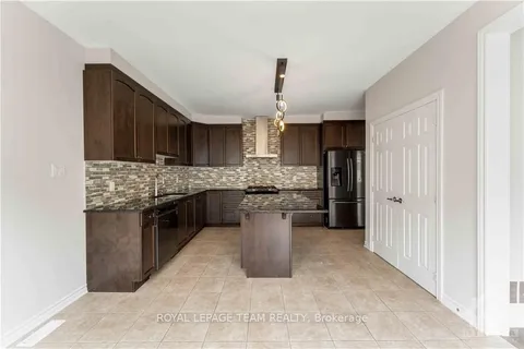 564 MILLARS SOUND Way, Barrhaven, ON K2J 6K5