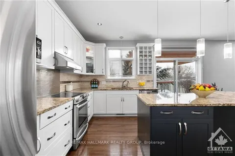 4464 SHORELINE Dr, Blossom Park - Airport and Area, ON K1V 1R7