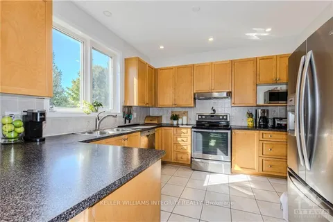 91 INSMILL Cres, Kanata, ON K2T 1G6
