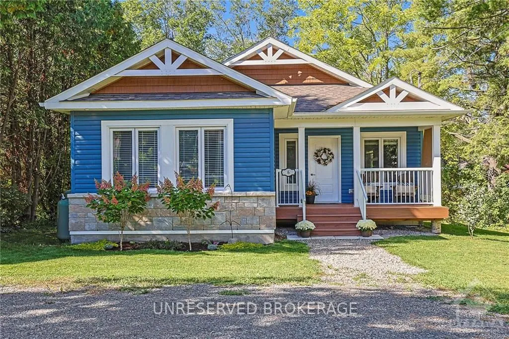 6 WHELAN St, Westport, ON K0G 1X0