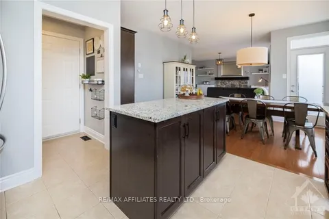 237 SANTIAGO St, Carleton Place, ON K7C 0C7