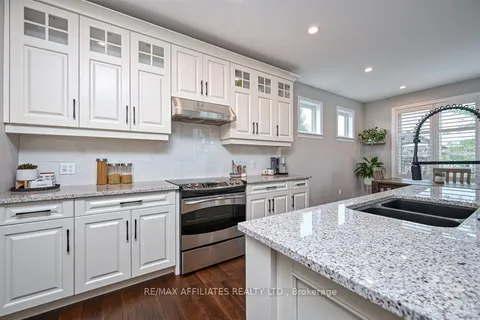 1457 COMFREY Cres, Orleans - Cumberland and Area, ON K4A 0L8