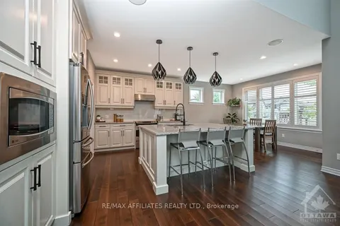 1457 COMFREY Cres, Orleans - Cumberland and Area, ON K4A 0L8