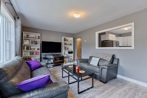 1332 VICTORIA St, Petawawa, ON K8H 2G1