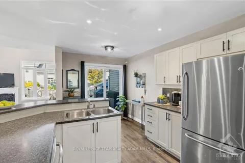 2043 MELETTE Cres, Orleans - Cumberland and Area, ON K4A 4X1