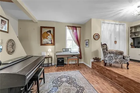 11 OAK Street, South Glengarry, ON K0C 1N0